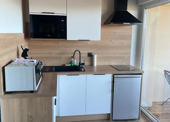 Le Hibou Avec Vue Et Montagnes Lägenhet *